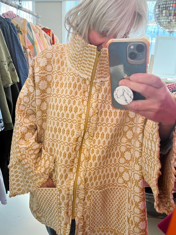 Image of Poncho jacket, gold (one size)