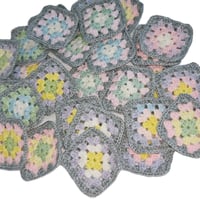 Image 4 of 100 Crochet Granny Squares Lemonade Colour Scheme 3-inch Size 