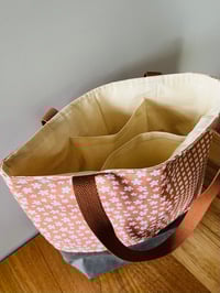Image 4 of Fabric Tote Bag- Daisy Garden Copper Shades