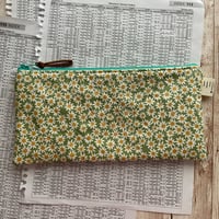 Image 3 of "Happy Friends” Small Quilted Zipper Bag
