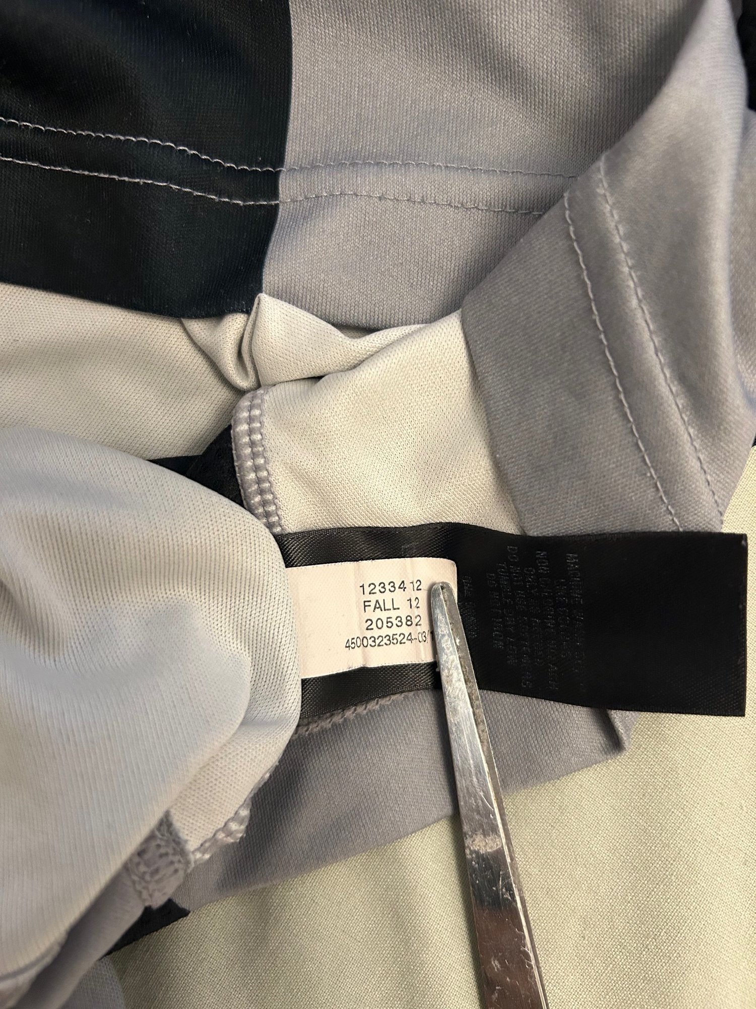 Image of Tottenham Hotspur “DEFOE 18” 2012/13 Third Shirt + PL patches (M)