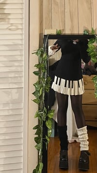Image 2 of Piano skirt 