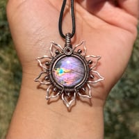 Image 1 of Purple Labradoite Sun/Flower Pendant 🌻💜