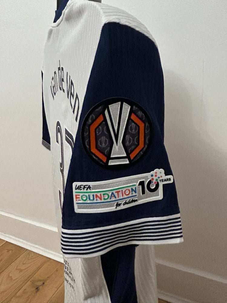 Image of Tottenham Hotspur “VAN DE VEN 37” Vaporknit 2024/25 Home Europa Final Shirt, Large