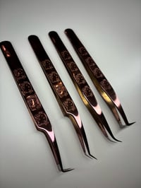 Image 6 of Chrome Muave Hello Kitty Tweezers 💜