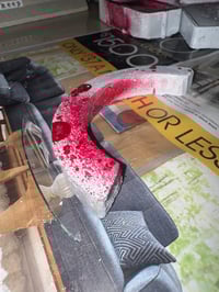 SPLATTER CURVED CURB