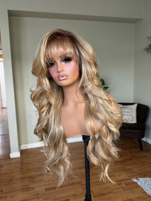 Image of Hailey free part luxury (ready to ship)