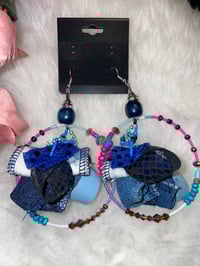 Image 3 of Medium hoop denim with flavor 