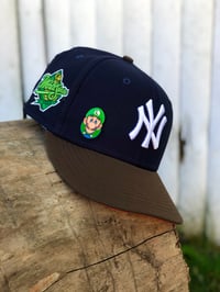 Image 2 of “Luigi”- Pin