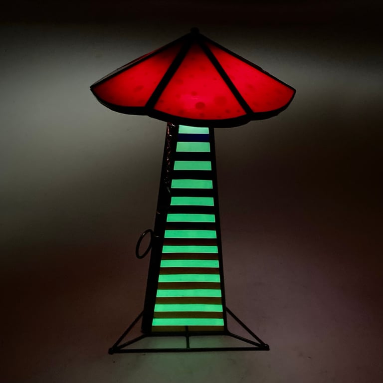 Curious Alice Image 3