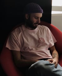 Image 3 of TSHIRT ES LOGO PINK