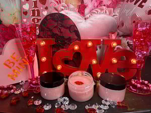 Image of Chocolate Covered Strawberry Yoni Scrub