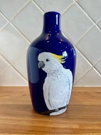 Image 1 of Sulphur-crested Cockatoo Vase