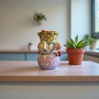 Image 5 of Lady with Earrings Vase