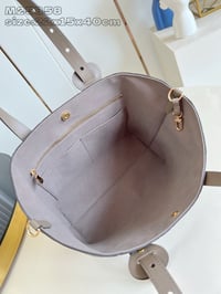 Image 15 of LV Empreinte Tote