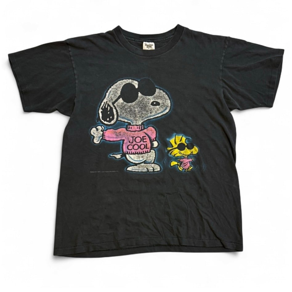 Image of 1990s Snoopy and Woodstock Shadow Graphic Tee (XL)