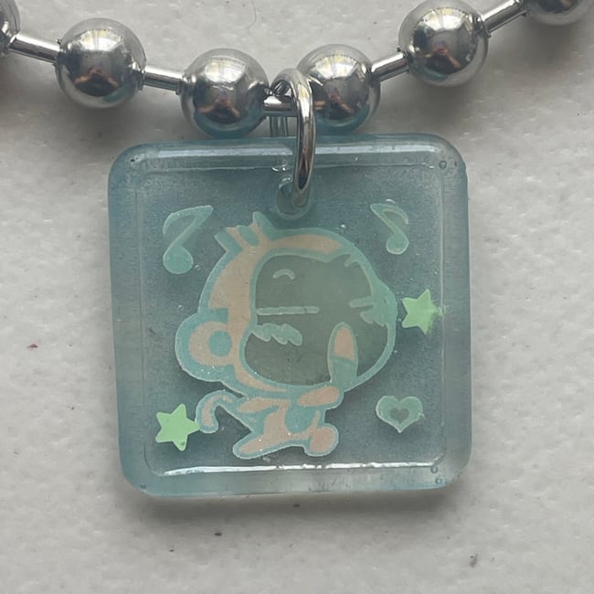 kawaii monkey ball chain (glows in dark)
