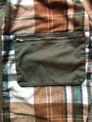 Image of Nwn- Utility Flannel Shorts in Baggy Fit