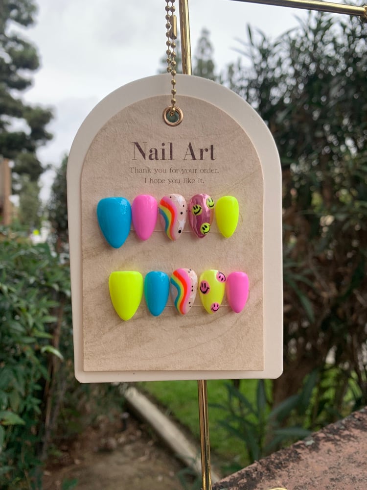 Image of Neon Groovy 