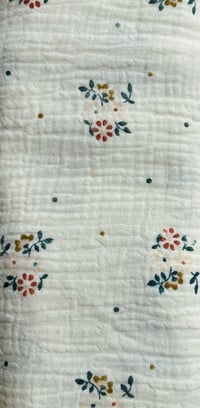 Image 3 of Summerville Swaddle 