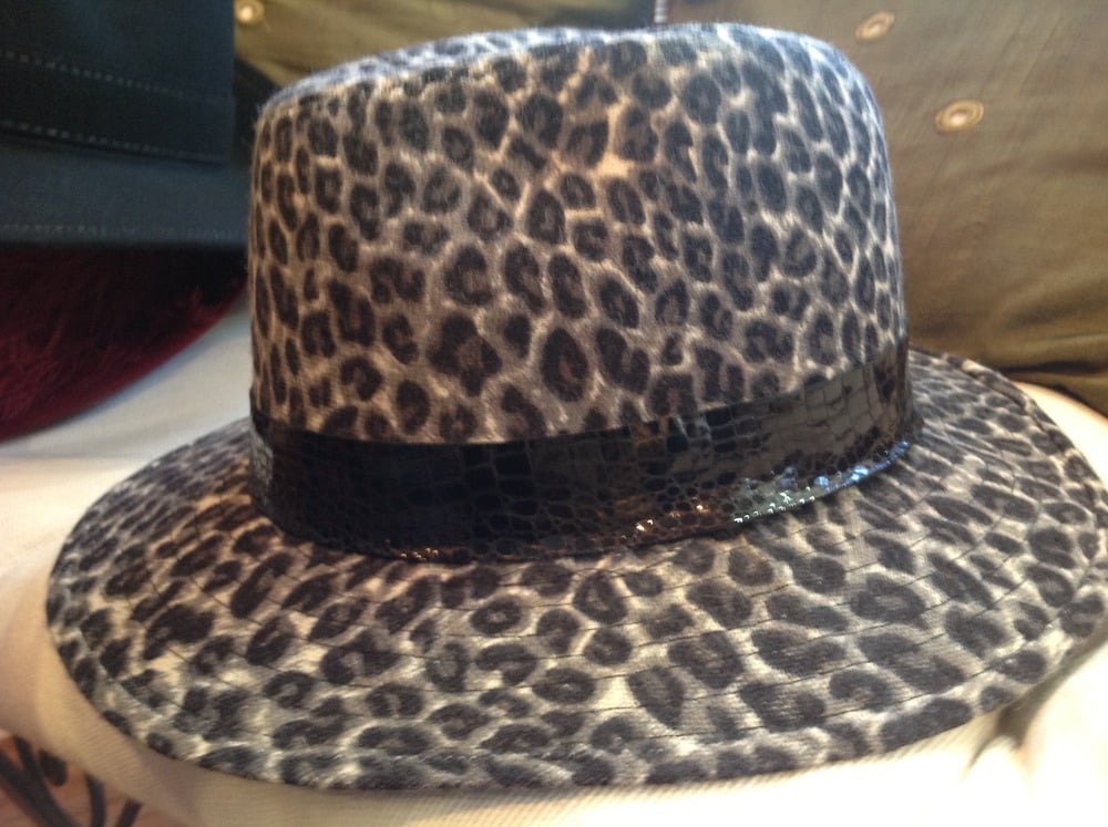 Image of Wool Fedora w/Pheasant Tail Feather