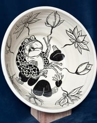 Image 1 of Frog big bowl
