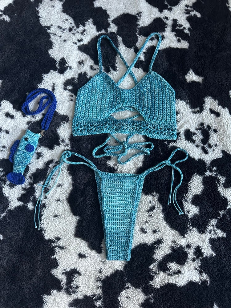 Image of festival set size small