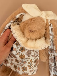 Image 3 of DOUDOU 26 CM ET SA TENUE FLEURI INDIEN AU CHOIX 