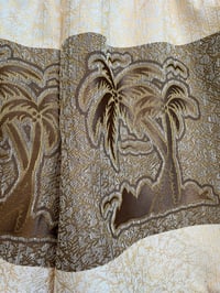 Image 7 of Unisex shorts gold (m/l)