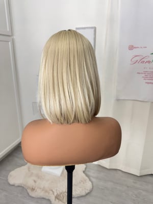 Image of Blonde Bob (ready to ship)