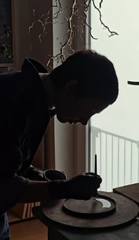 Image 3 of Tulip • Handcarved gres plate