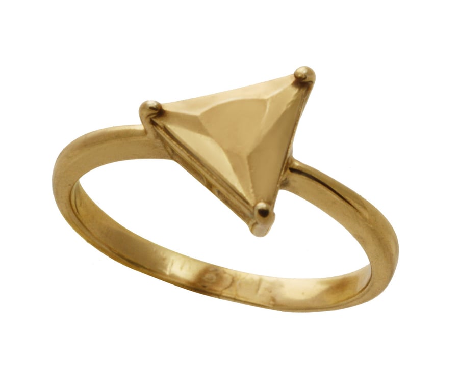 Image of TRIANGLE SOLITARE ring