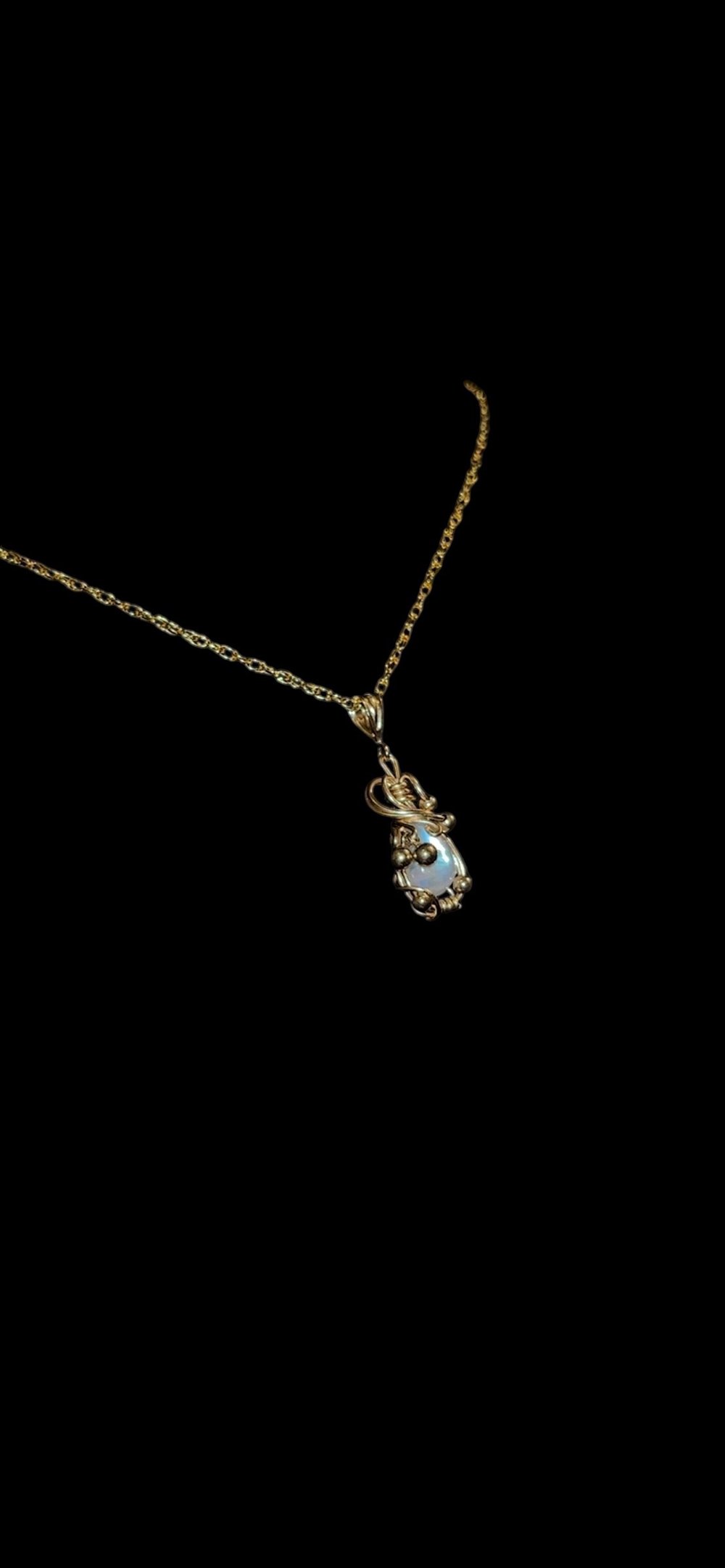 ⟢ Nova necklace ⟣