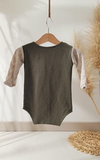 Image 3 of Bodysuit for boys | Rob | 9-12 months | khaki | sitter