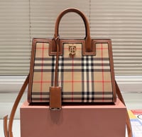 Burberry Handbagg