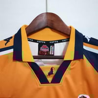 Image 3 of Porto 1997/99 Away