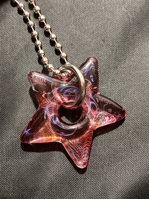 Image of ruby fume star