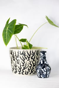 Image 2 of FLAMING PLANT POT 