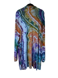 Image 6 of 2X PLUS Jersey Knit Open Cardigan in Earthy Rainbow Geode Ice Dye