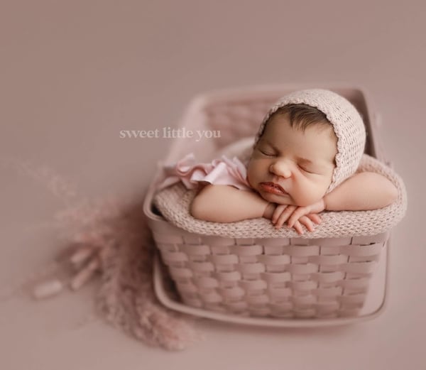 Image of Dainty Brim Airy Bonnet + Wrap