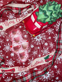 Image 1 of Hot Cocoa Reusable Pad With Wrapper