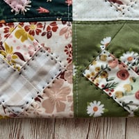 Image 5 of "Garden Party" Large Quilted Hearts Zipper Bag