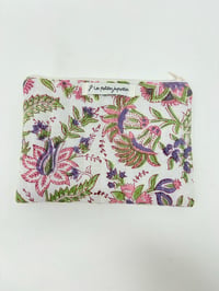 Image 1 of Pochette petit format LA COQUETTE matelassé indien écru rose violet