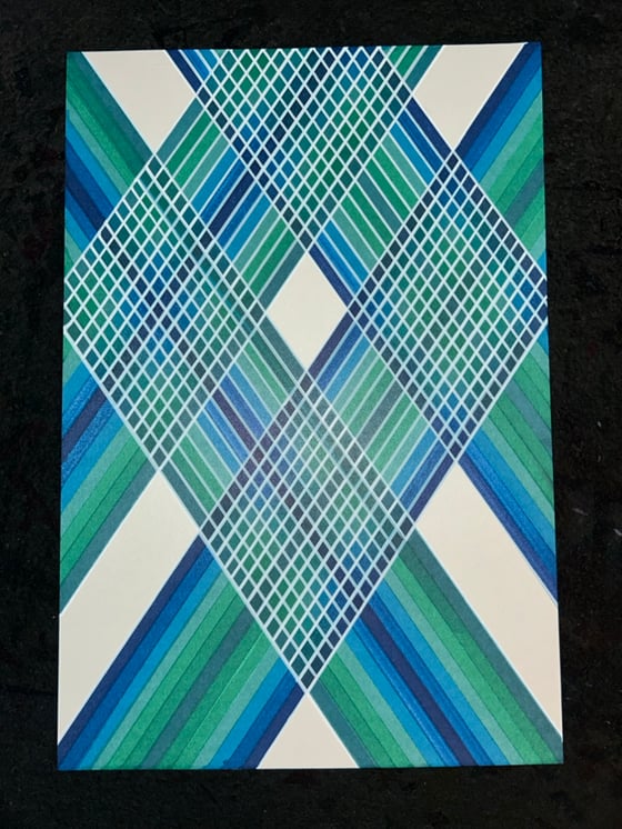 Image of Intersecting Ribbons of Light form a Diamond Grid