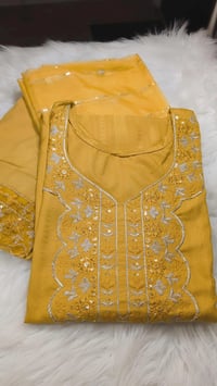 Image 3 of Pakistani Kurtha Set with Organza Shawl - Design #9