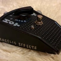 Image 4 of Hot Bit - glitchy oscillating synth fuzz