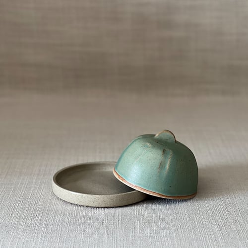Image of MISTY GREEN BUTTER DISH 