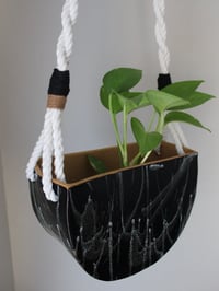 Image 3 of 'DRIPPY' Hanging Ceramic Luna Planter