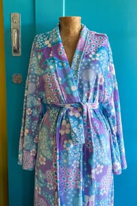 Image 2 of Velvet dreams Plush velvet robe in Pushing daisies blue Size S ready to ship