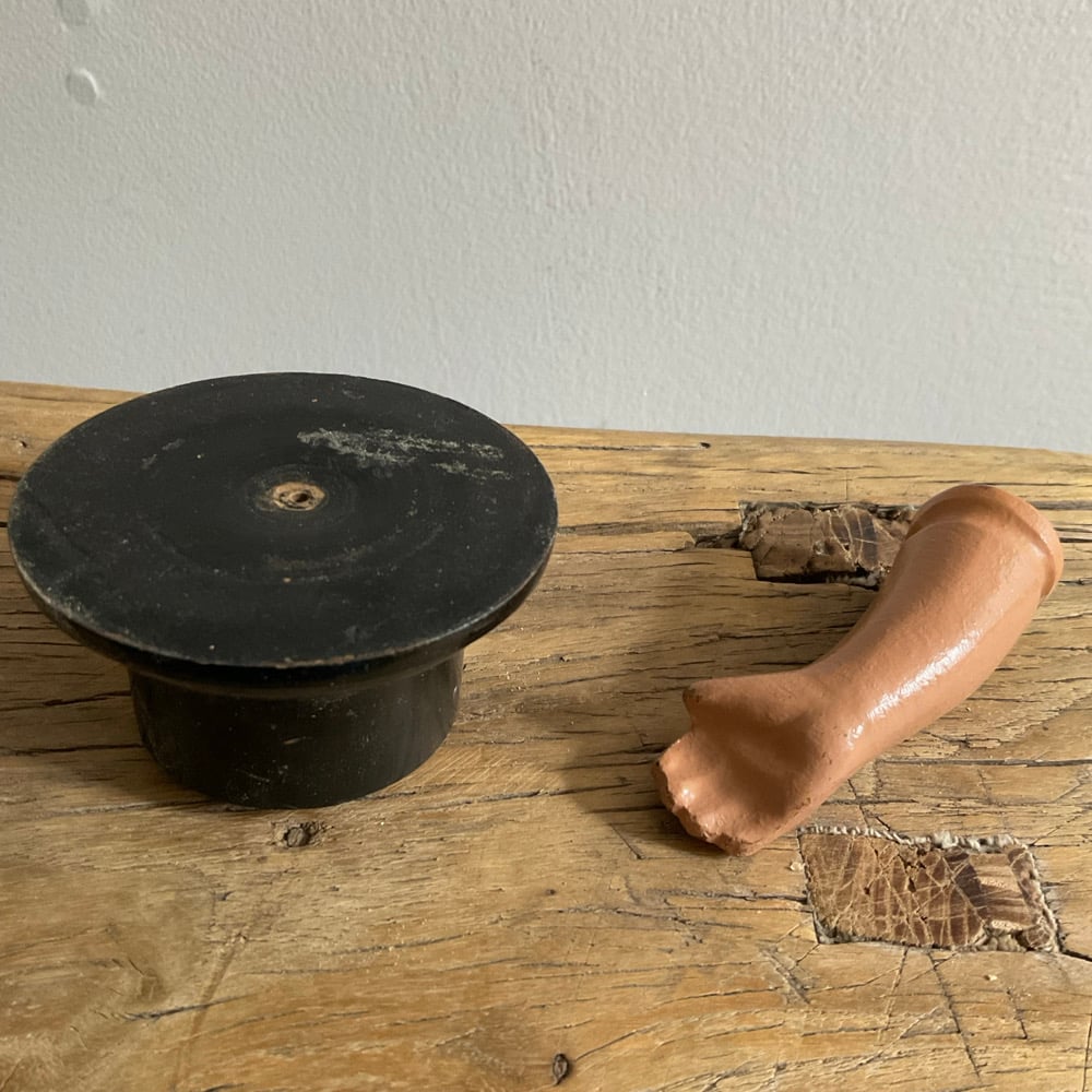 Image of Waving Hand no.2